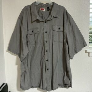 Men’s 3XL grey short sleeve wrangler workwear button up
